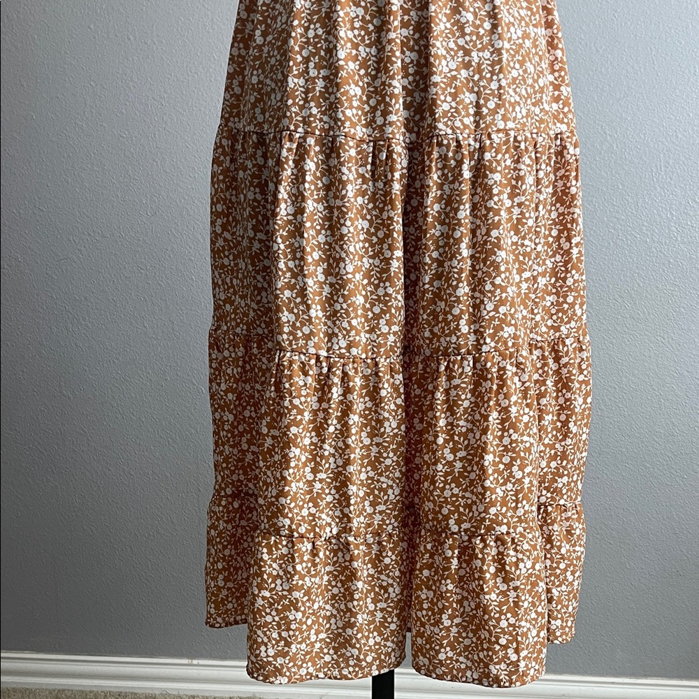 Elegant Pie In The Sky Tan Floral Midi Dress - Picture 9 of 9